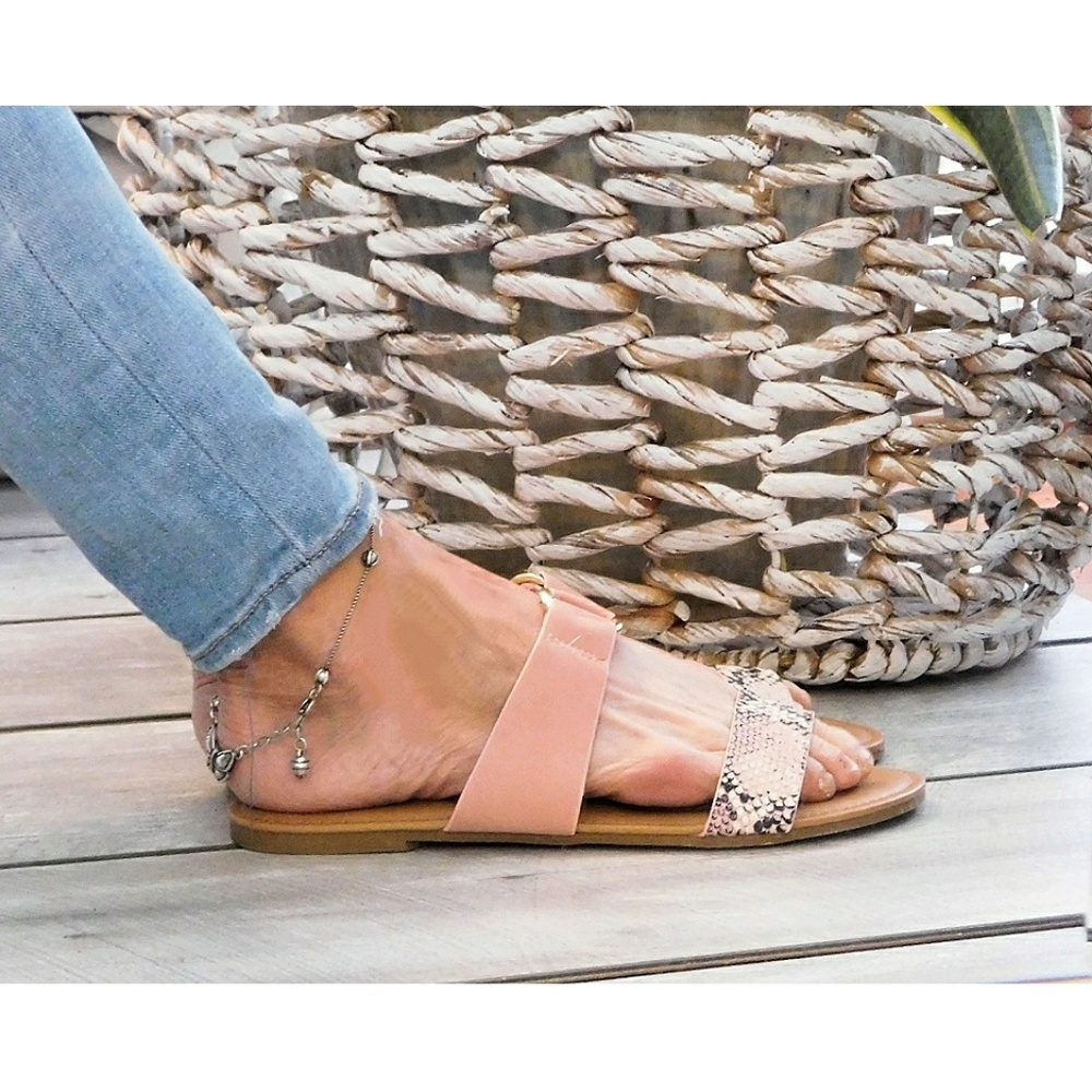 SALE-NIB-SNAKE & PINK LTHR 2 STRAP RING SLIP ONS - Picture 3 of 7